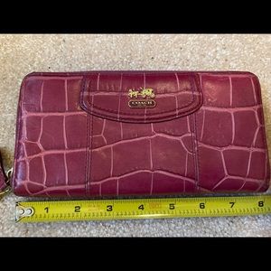 Coach accordion zip around wallet in embossed croc